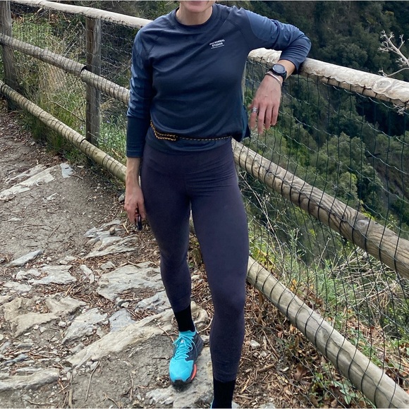 Everlane Performance Leggings - Picture 4 of 4